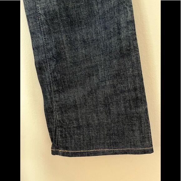 Joe’s blue jeans, fashionably ripped in the back, good condition, size 24 - Picture 5 of 9